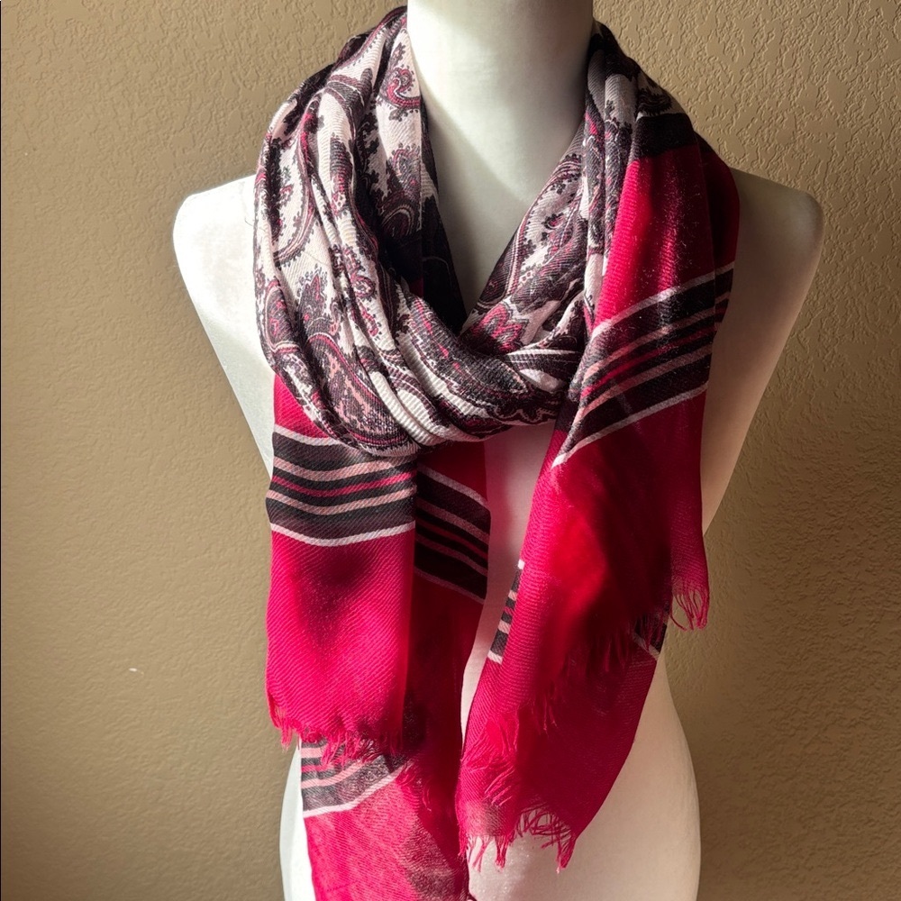 Loft burgundy and black paisley fringe trim scarf